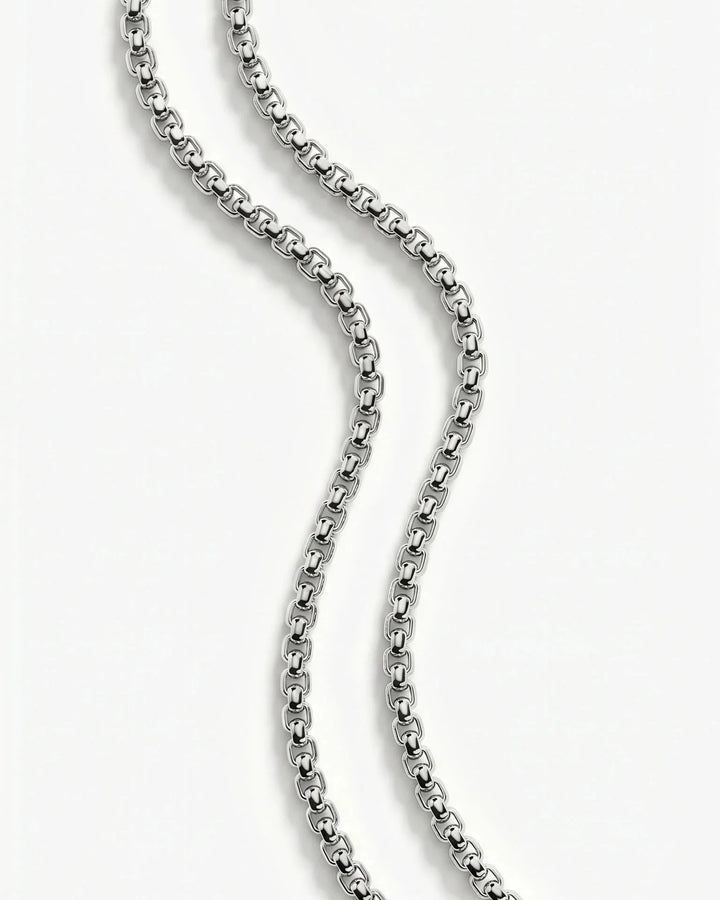Closeup of the round box links on the MCKER 1.6mm sterling silver chain