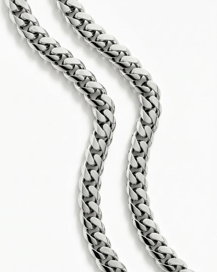Closeup of the Cuban links on the MCKER 6mm sterling silver chain