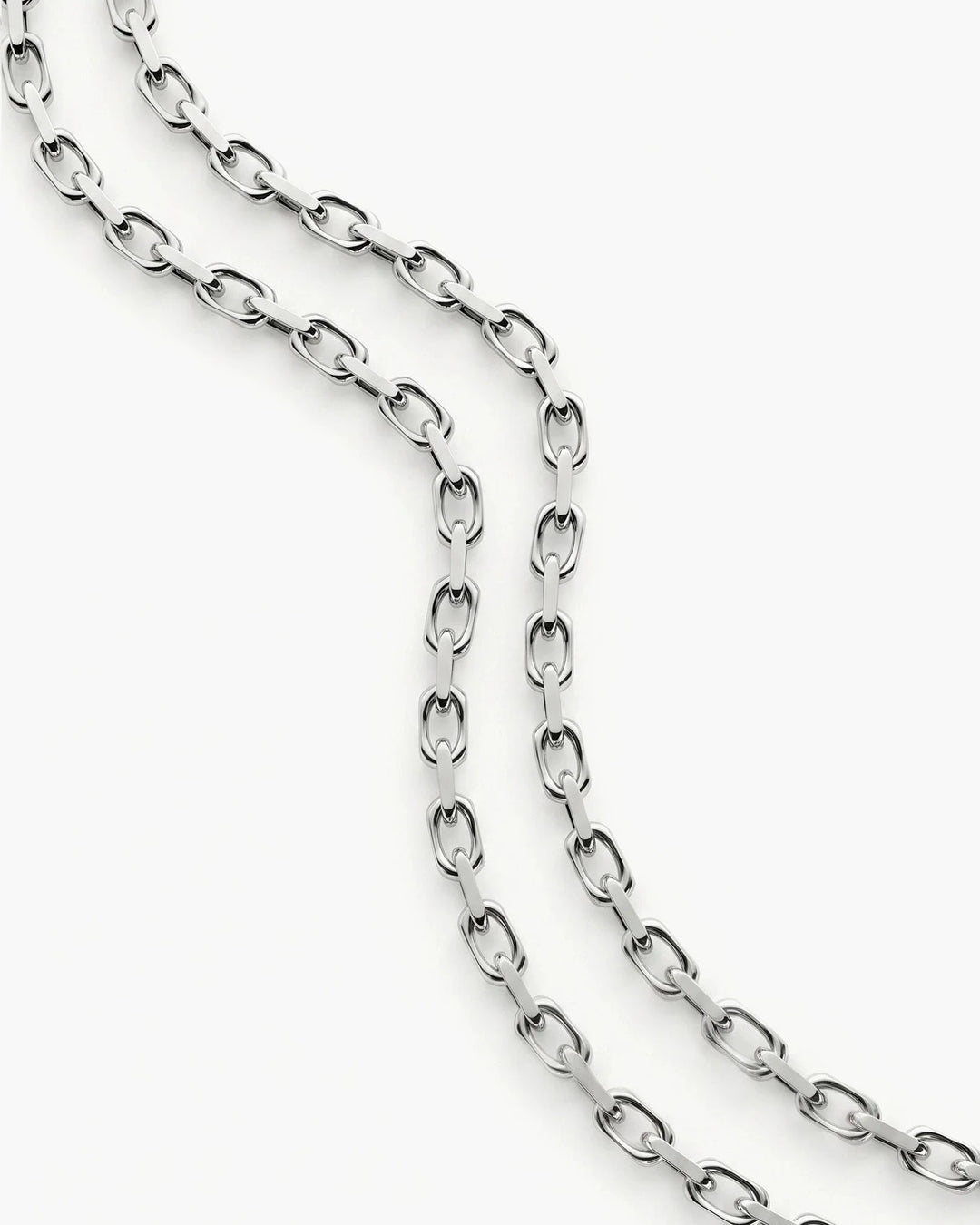 Close-up of a men’s 5.7mm sterling silver anchor chain showing polished oval link detail.
